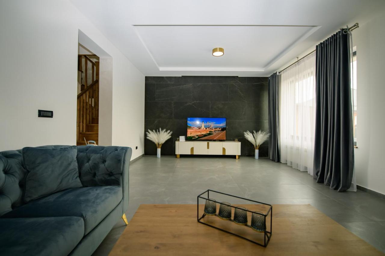 Casa Lucan Μπρασόβ Εξωτερικό φωτογραφία